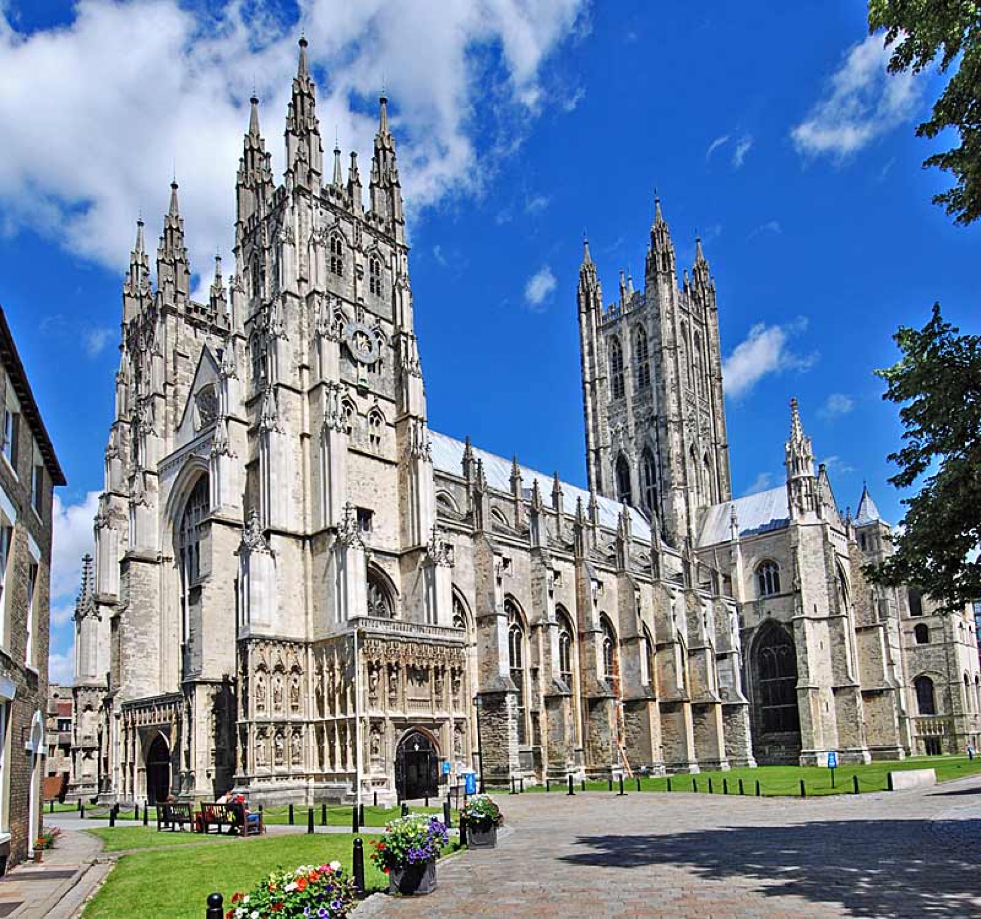 Canterbury Cathedral & Market